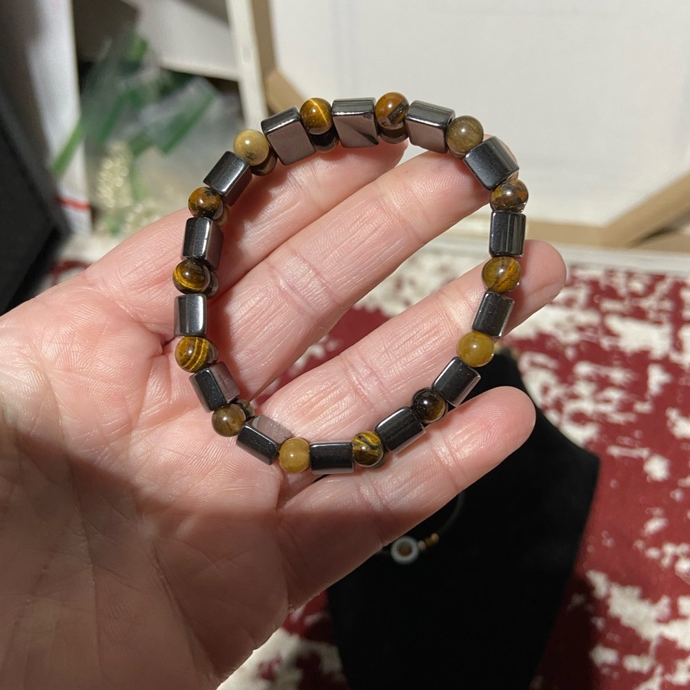 Set of 2 Hematite and Tiger Eye Bracelets - Picture 2 of 5